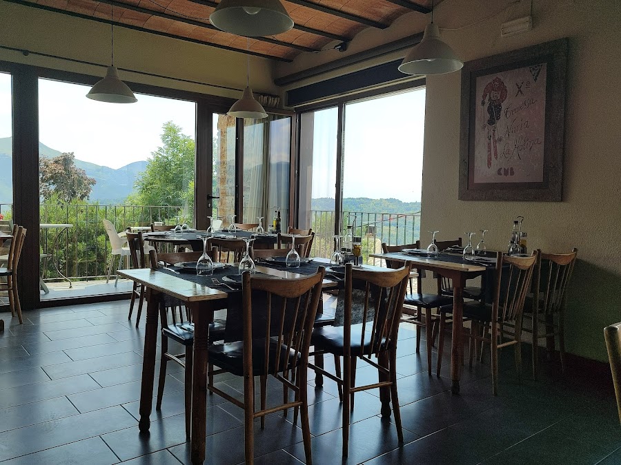 Anna Restaurant