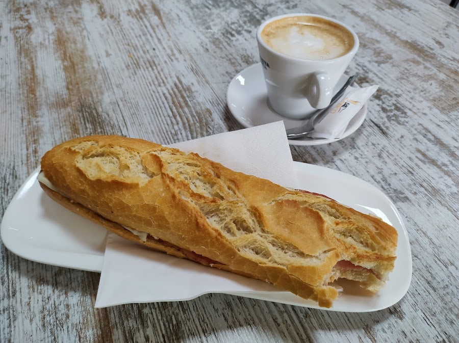 Bar Mònico