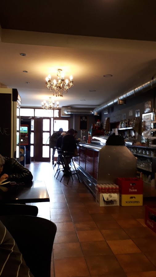 Bar-Restaurant Six