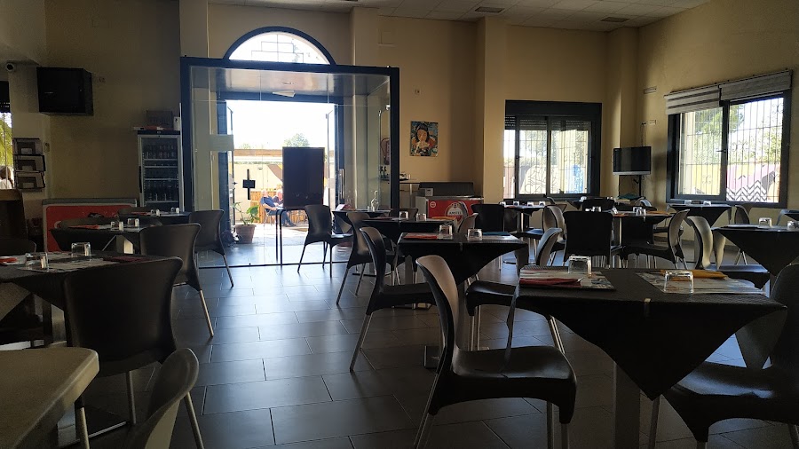 Ca la Mercè Local Social Cabanes