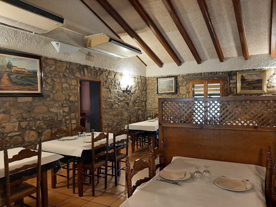 Restaurantes en Montagut i Oix provincia de Girona