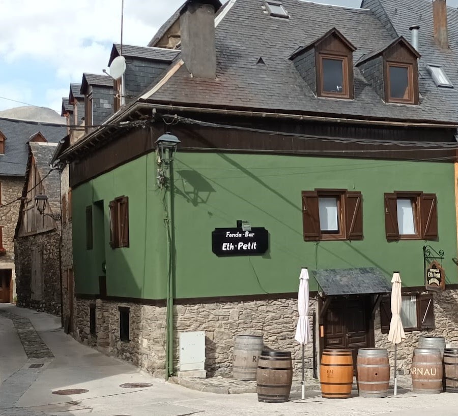 Fonda Eth Petit