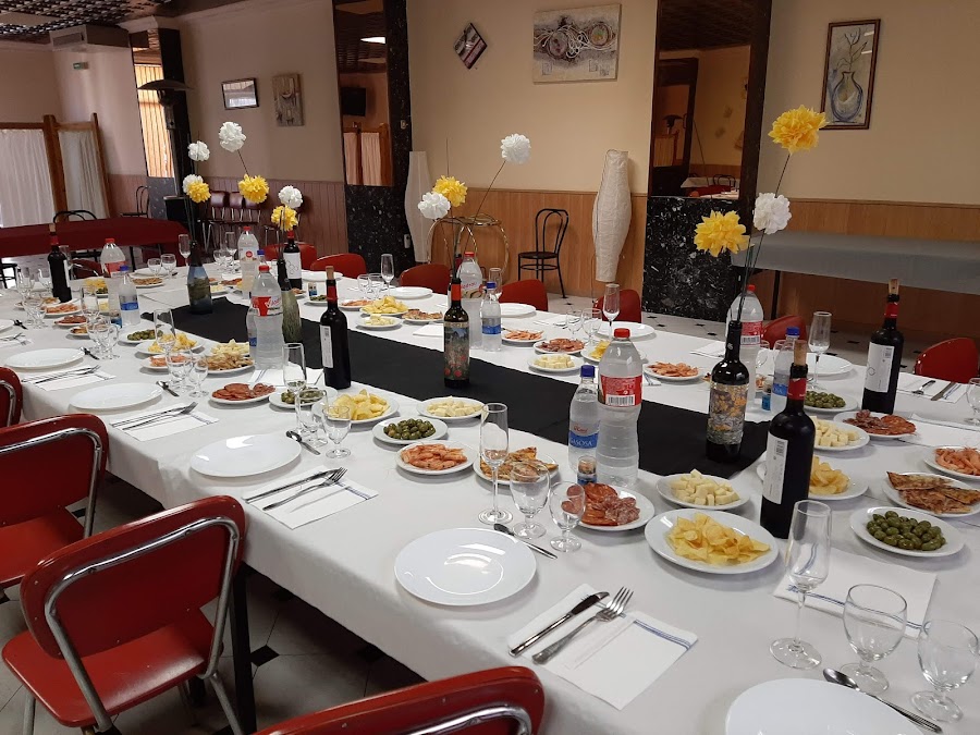 LA FONDA RESTAURANTE Y CATERING