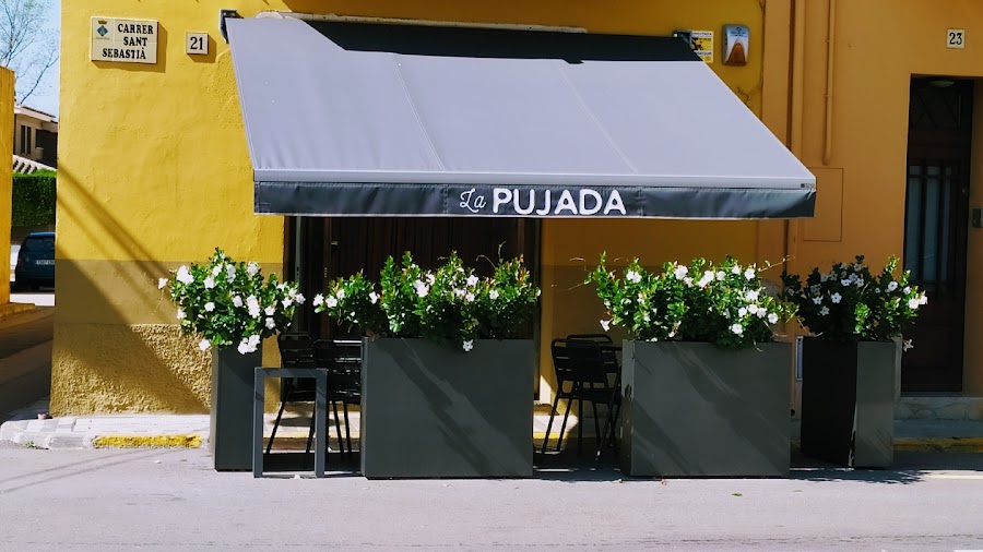 La Pujada Indian resturant