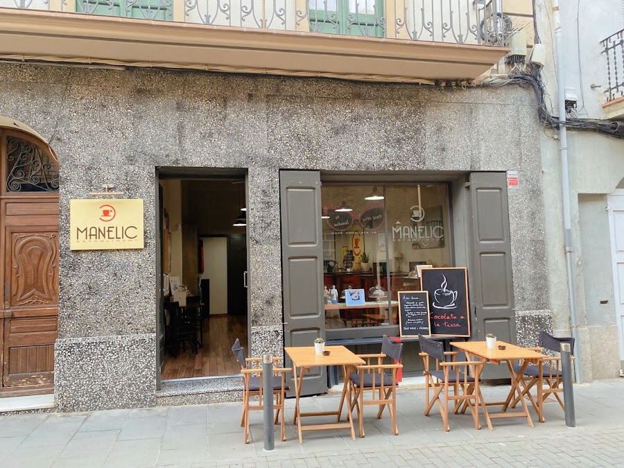 Manelic Cafeteria