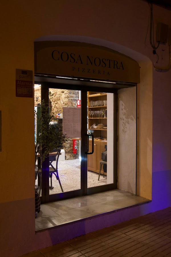 Pizzeria Cosa Nostra