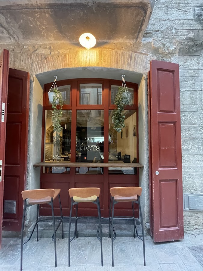 Riots Restaurant