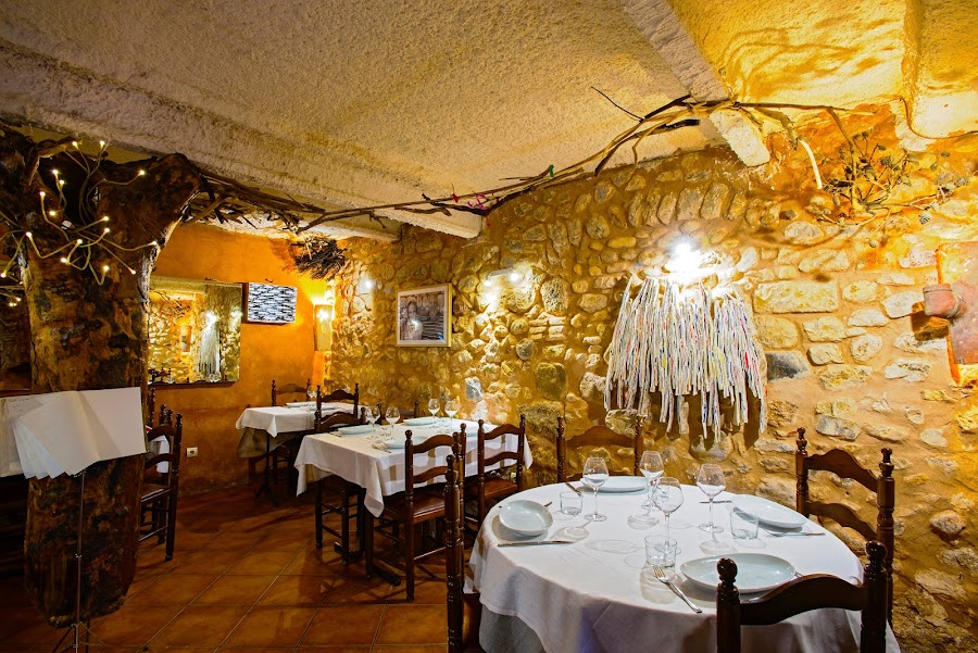 Carles Antoner Restaurant