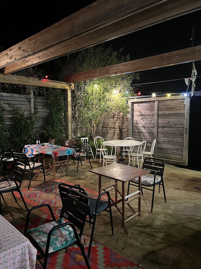 Chez Louisette