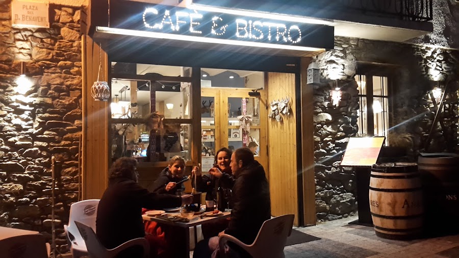 E BO Cafè & Bistro | Espot