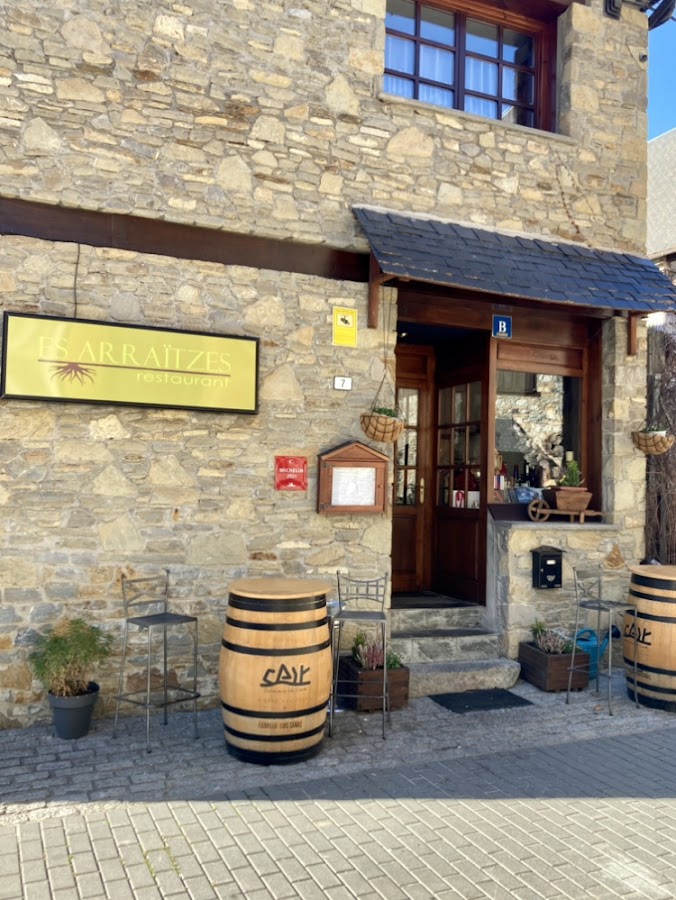Es Arraïtzes restaurant