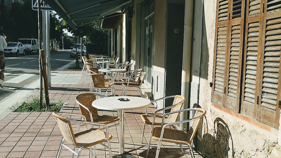 Juncà Bar