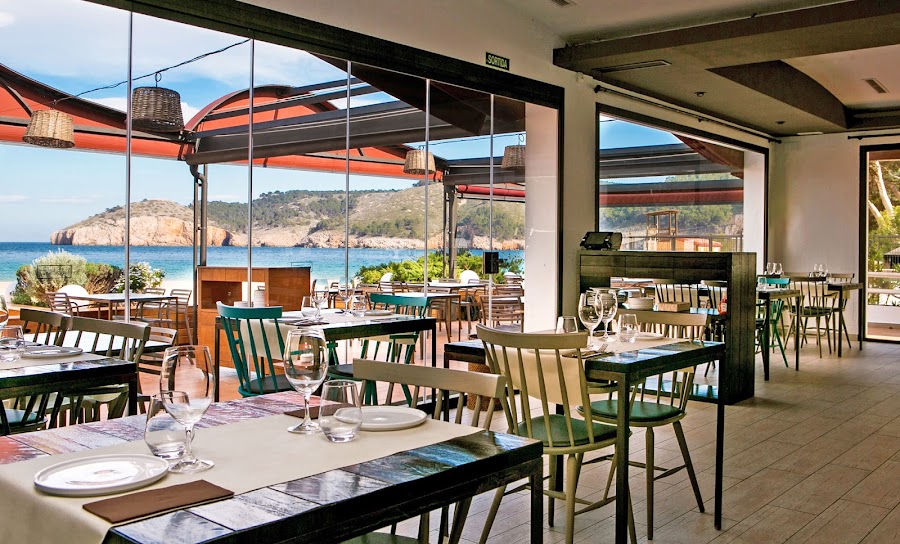 Restaurant Can Miquel en L' Escala | Cala Montgó