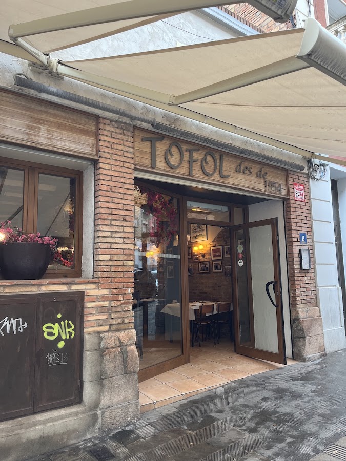 Tòfol